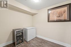 Den/office/storage room - 