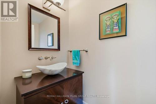 2380 Virginia Drive, Ottawa, ON - Indoor Photo Showing Bathroom