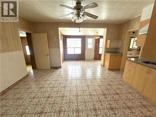 107 Cathcart Street, Hamilton, ON - Indoor Photo Showing Other Room