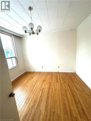 107 Cathcart Street, Hamilton, ON - Indoor Photo Showing Other Room