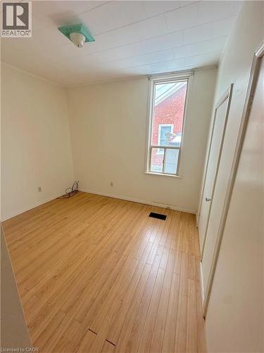 107 Cathcart Street, Hamilton, ON - Indoor Photo Showing Other Room