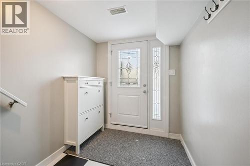 126 Queen Street E, Cambridge, ON - Indoor Photo Showing Other Room