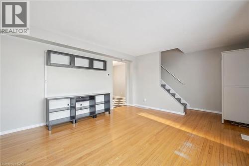 126 Queen Street E, Cambridge, ON - Indoor Photo Showing Other Room