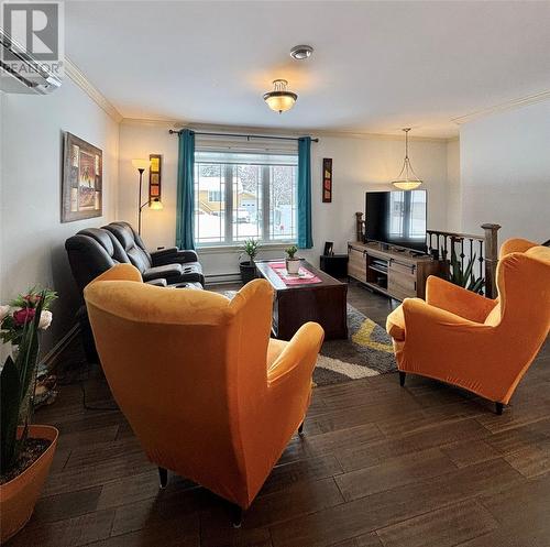 20 Second Avenue, Pasadena, NL - Indoor Photo Showing Living Room