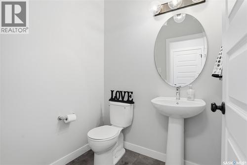 306 Brighton Boulevard, Saskatoon, SK - Indoor Photo Showing Bathroom