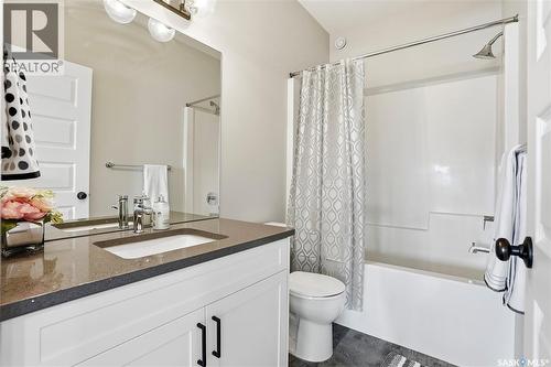 306 Brighton Boulevard, Saskatoon, SK - Indoor Photo Showing Bathroom