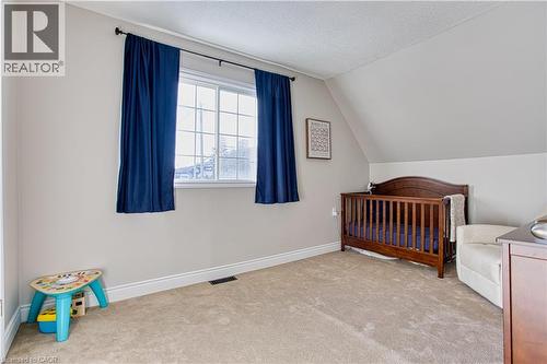 153 Gladstone Avenue, Hamilton, ON - Indoor Photo Showing Bedroom