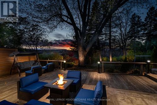 4 Chipper Court, Halton Hills, ON - Outdoor With Deck Patio Veranda