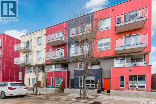 418 C Avenue S, Saskatoon, SK - Outdoor With Balcony