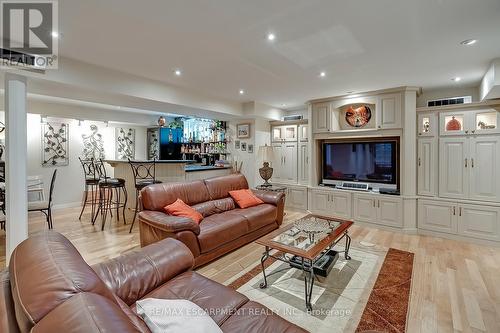 4304 Taywood Drive, Burlington, ON 