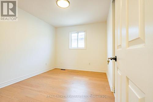 4326 Waterford Crescent, Mississauga, ON - Indoor Photo Showing Other Room