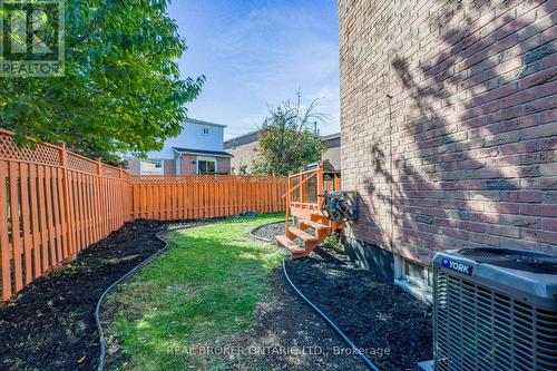 4326 Waterford Crescent, Mississauga, ON - Outdoor