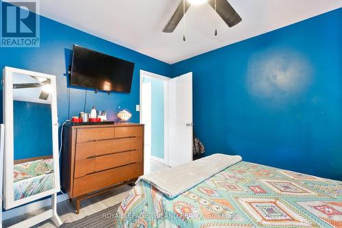 61 Briscoe Street W, London South (South E), ON - Indoor Photo Showing Bedroom