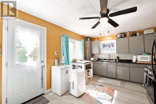 61 Briscoe Street W, London South (South E), ON - Indoor