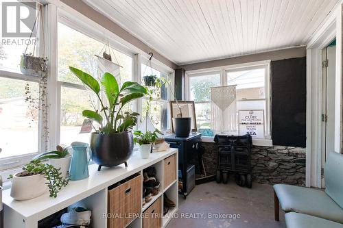 61 Briscoe Street W, London South (South E), ON - Indoor