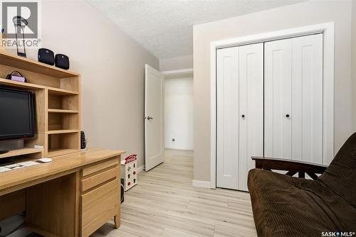 198 Plainsview Drive, Regina, SK - Indoor