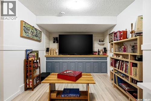 198 Plainsview Drive, Regina, SK - Indoor