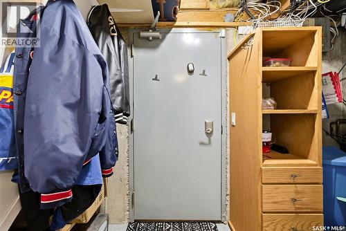 198 Plainsview Drive, Regina, SK - Indoor With Storage
