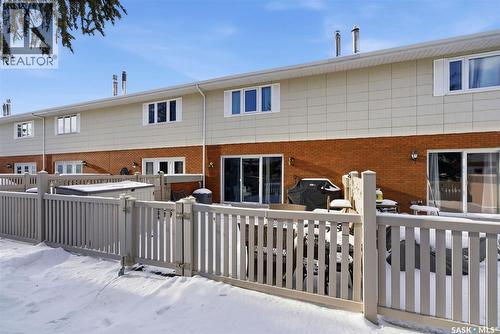 198 Plainsview Drive, Regina, SK - Outdoor With Deck Patio Veranda With Exterior