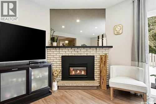 198 Plainsview Drive, Regina, SK - Indoor Photo Showing Living Room With Fireplace