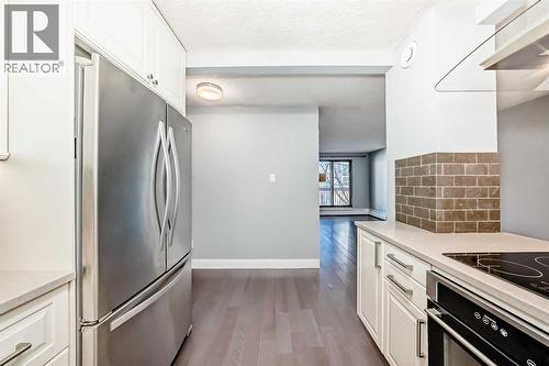 604, 537 14 Avenue Sw, Calgary, AB - Indoor Photo Showing Kitchen
