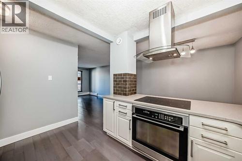604, 537 14 Avenue Sw, Calgary, AB - Indoor Photo Showing Kitchen