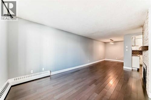 604, 537 14 Avenue Sw, Calgary, AB - Indoor Photo Showing Other Room
