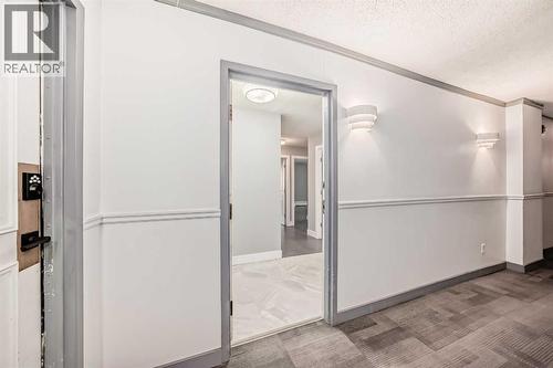 604, 537 14 Avenue Sw, Calgary, AB - Indoor Photo Showing Other Room