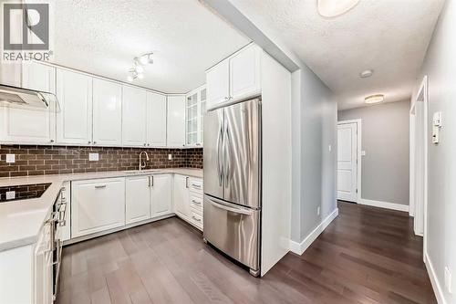 604, 537 14 Avenue Sw, Calgary, AB - Indoor Photo Showing Kitchen With Upgraded Kitchen