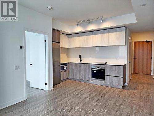1902 - 2495 Eglinton Avenue W, Mississauga (Central Erin Mills), ON - Indoor Photo Showing Kitchen