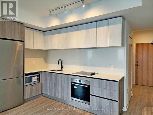 1902 - 2495 Eglinton Avenue W, Mississauga (Central Erin Mills), ON - Indoor Photo Showing Kitchen