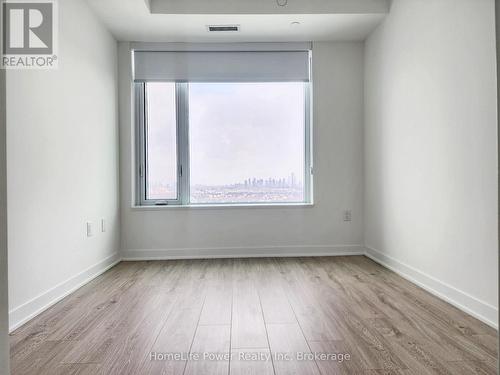 1902 - 2495 Eglinton Avenue W, Mississauga (Central Erin Mills), ON - Indoor Photo Showing Other Room