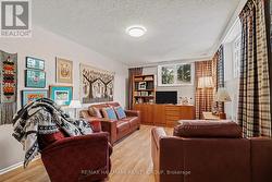 Perfect teen retreat or flex space. - 