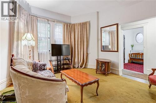 99 Blake Street, Hamilton, ON - Indoor Photo Showing Other Room