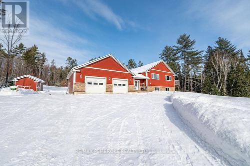 616 BARRON CANYON ROAD  Petawawa, ON K8A 6W7