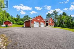 616 BARRON CANYON ROAD Petawawa, ON K8A 6W7