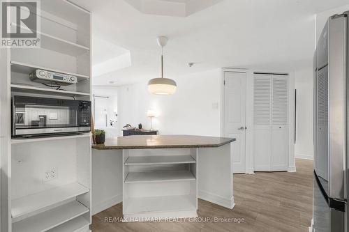 211 - 540 Cambridge Street S, Ottawa, ON - Indoor