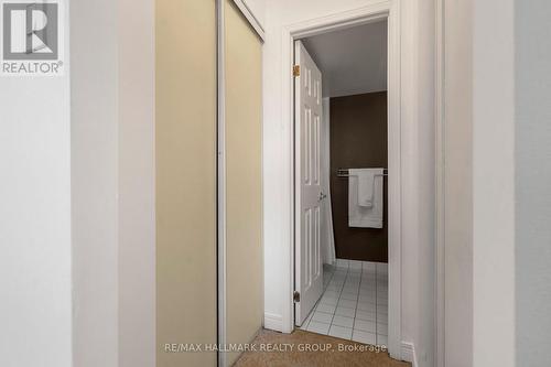 211 - 540 Cambridge Street S, Ottawa, ON - Indoor Photo Showing Other Room