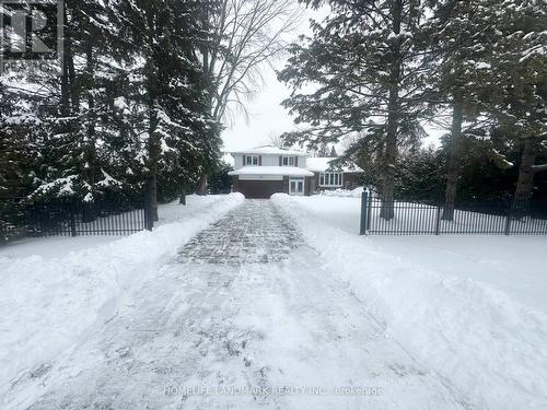 70 MAPLE GROVE AVENUE  Richmond Hill, ON L4E 2X2