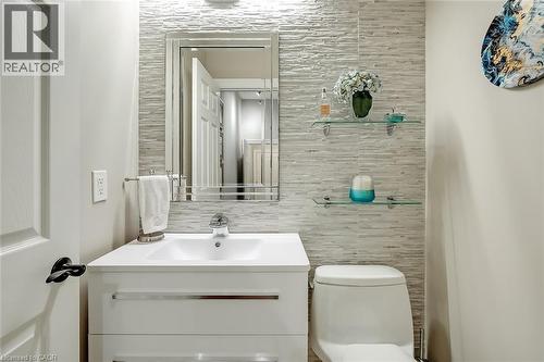 4304 Taywood Drive, Burlington, ON - Indoor Photo Showing Bathroom