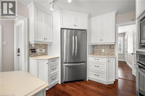 339 Glenridge Drive, Waterloo, ON - Indoor Photo Showing Kitchen