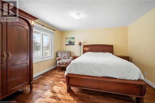 339 Glenridge Drive, Waterloo, ON - Indoor Photo Showing Bedroom