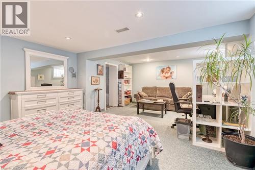 162 Bendamere Avenue, Hamilton, ON - Indoor Photo Showing Bedroom