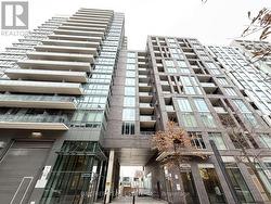 323 - 20 MINOWAN MIIKAN LANE  Toronto, ON M6J 0E5