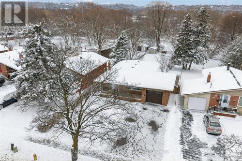 553 HARMONY ROAD S  Oshawa, ON L1H 6V4