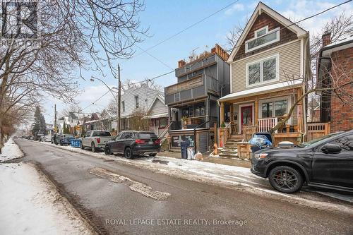 Craven Rd. - A Real Neighbourhood Community. - 337 Craven Road, Toronto, ON - Outdoor