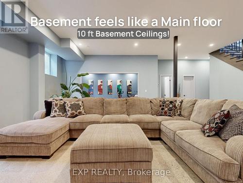 169 Euston Road, Burlington, ON - Indoor Photo Showing Living Room