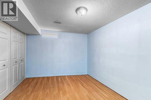 5816 Maddock Drive Ne, Calgary, AB - Indoor Photo Showing Other Room