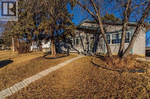 5816 Maddock Drive Ne, Calgary, AB - Outdoor