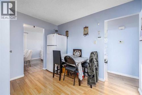 5816 Maddock Drive Ne, Calgary, AB - Indoor Photo Showing Dining Room